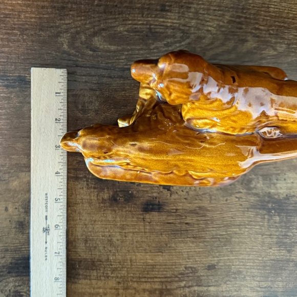 Golden Retrievers Pointing Figurine - Picture 8 of 12